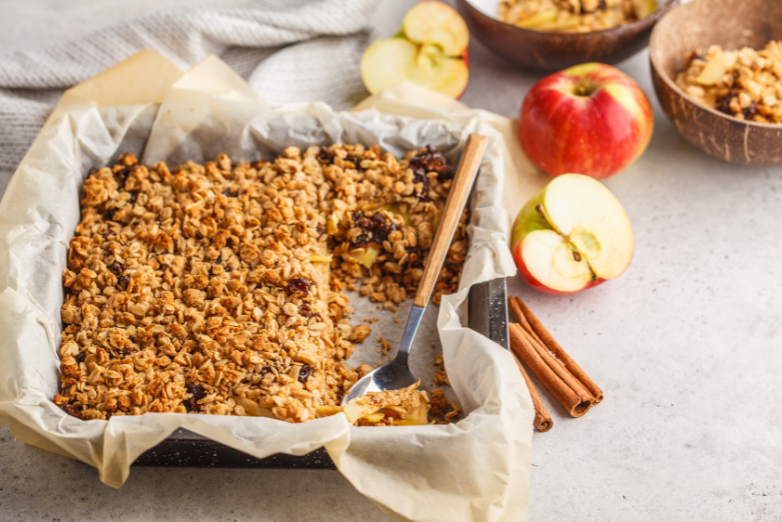 Apple oat baked crumble with cinnamon