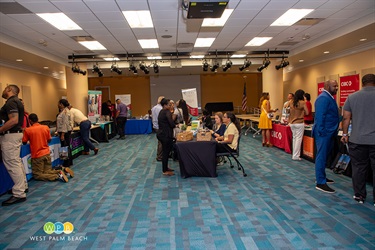 wide-shot-of-the-Business-Fair-a.jpg